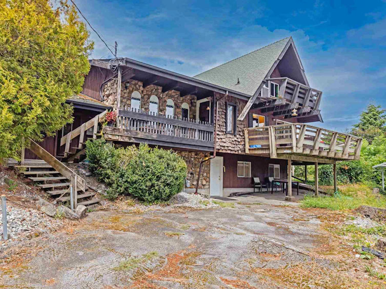 34379 Penner Avenue, Mission, BC, V2V 6W1