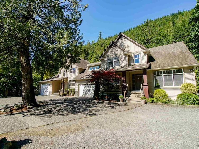 800 Hot Springs Road, Harrison Hot Springs, BC, V0M 1K0