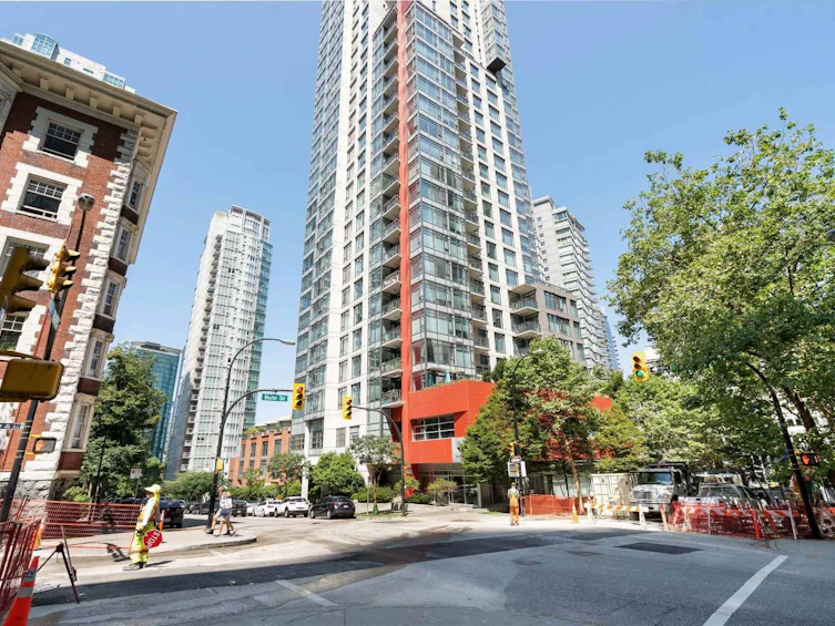 807-1211 Melville Street, Vancouver, BC, V6E 0A7