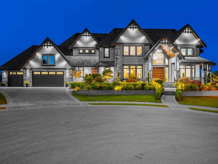 3936 159a Street, Surrey, BC, V3Z 0Y3