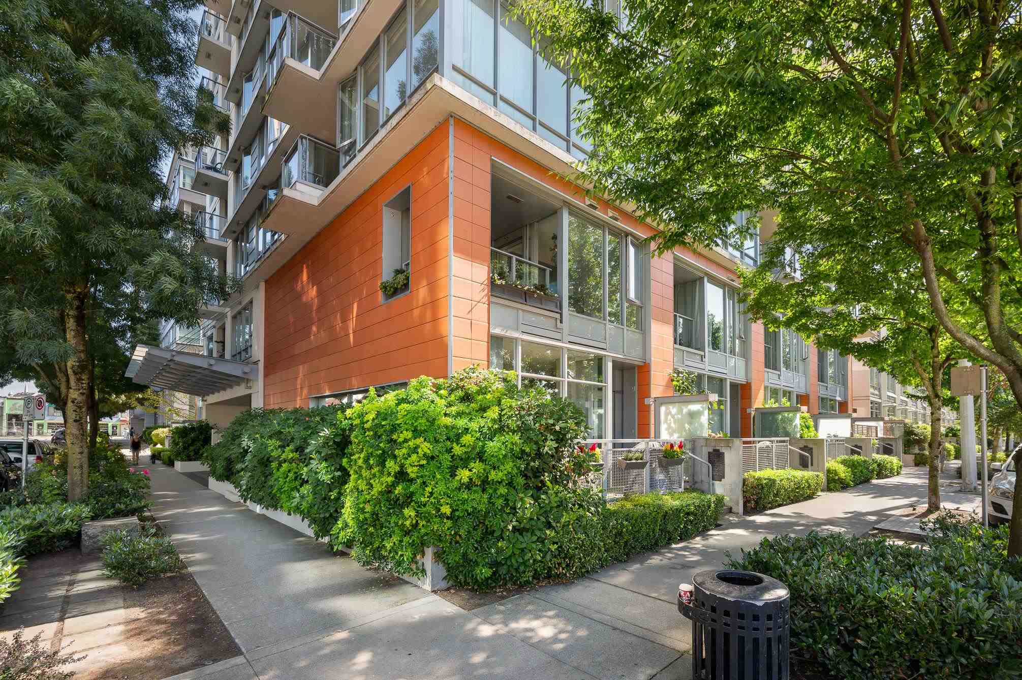 302 W 1st Avenue, Vancouver, BC, V5Y 3T7