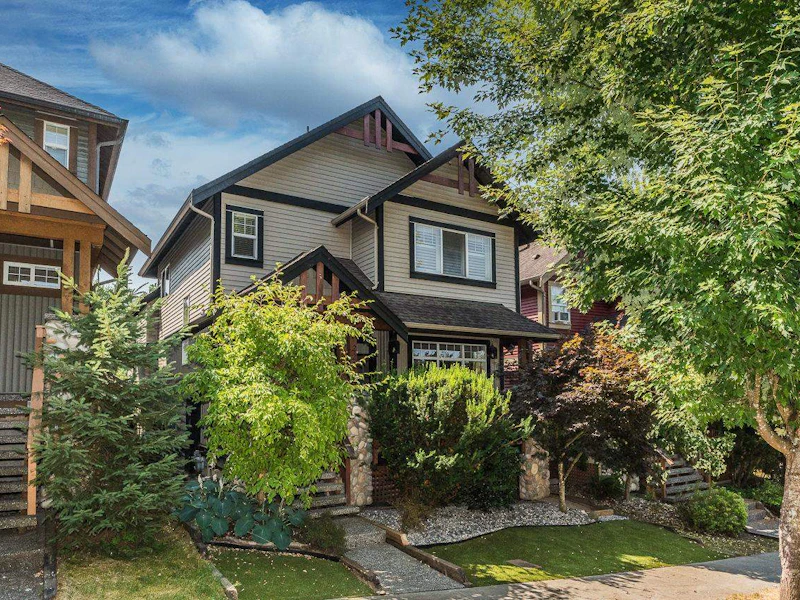 22968 139a Avenue, Maple Ridge BC V4R 2X4