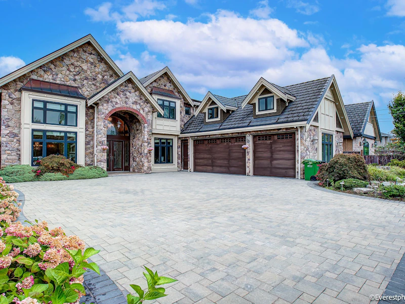 5631 Cathay Road, Richmond BC V7C 3E1