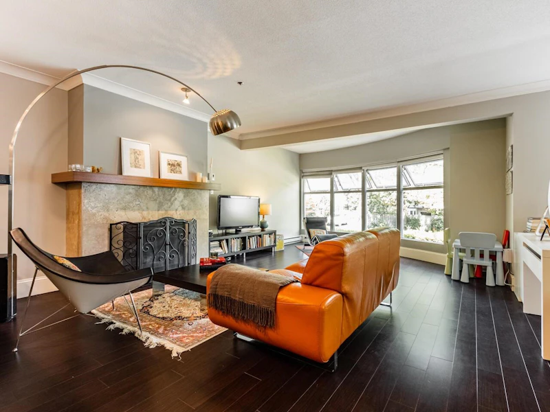 203 - 668 W 16th Avenue, Vancouver BC V5Z 1S6
