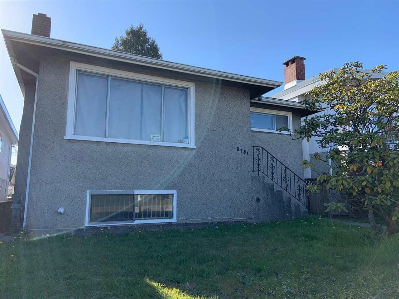 6751 Knight Street, Vancouver, BC, V5P 2W4