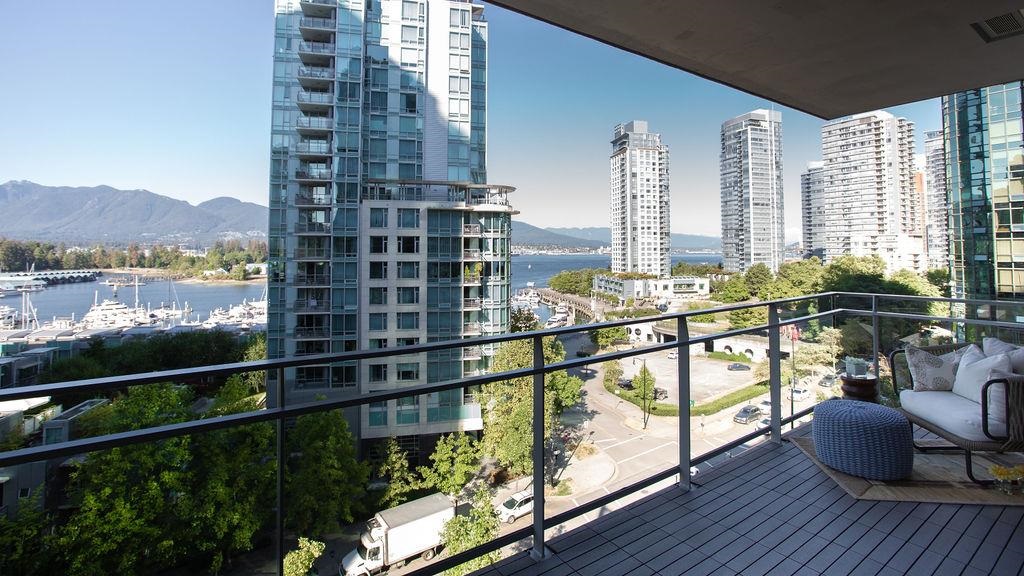 702-1409 W Pender Street, Vancouver, BC, V6G 2S3