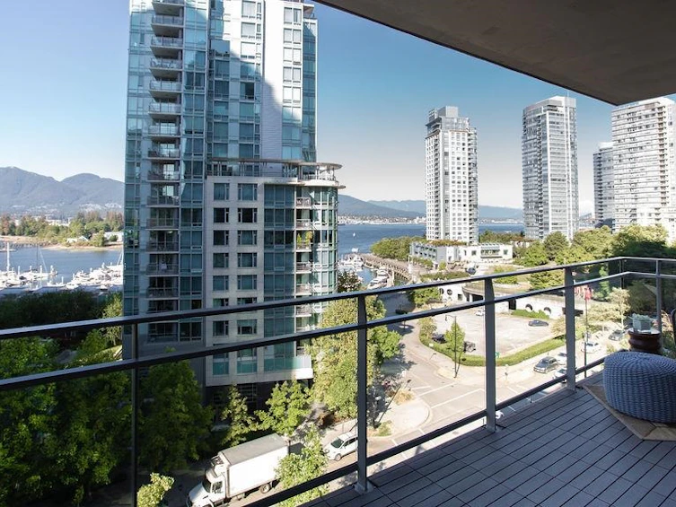 702-1409 W Pender Street, Vancouver, BC, V6G 2S3