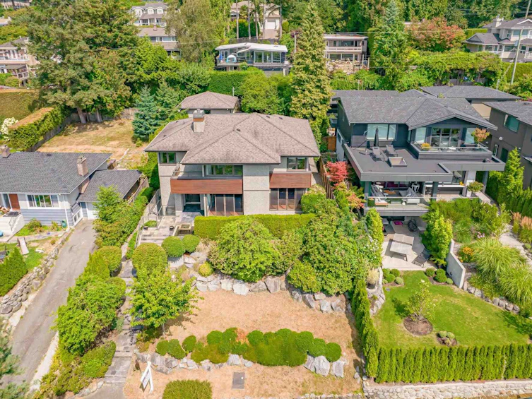 1141 Lawson Avenue, West Vancouver, BC, V7T 2E4