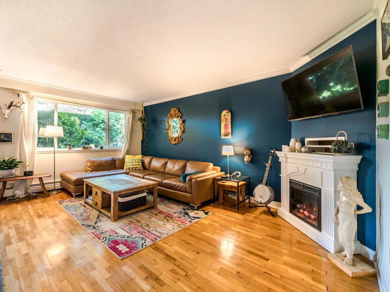 1207 - 555 W 28th Street, North Vancouver BC V7N 2J7