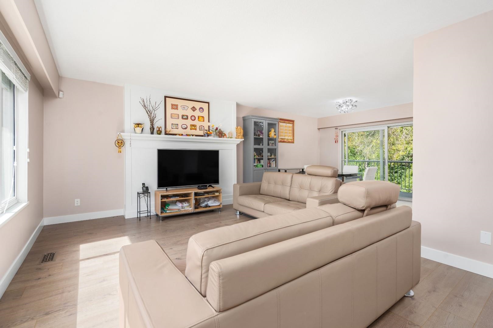 2625 Noel Drive, Burnaby, BC, V3J 1J2