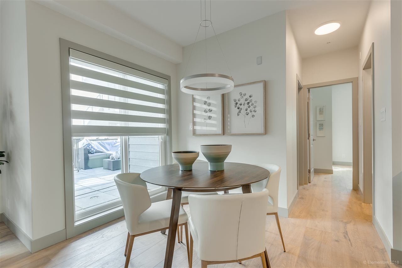 201-6968 Royal Oak Avenue, Burnaby, BC, V5J 4J3