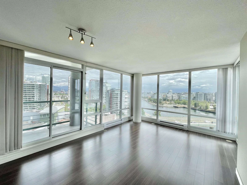 1803 - 1033 Marinaside Crescent, Vancouver BC V6Z 3A3
