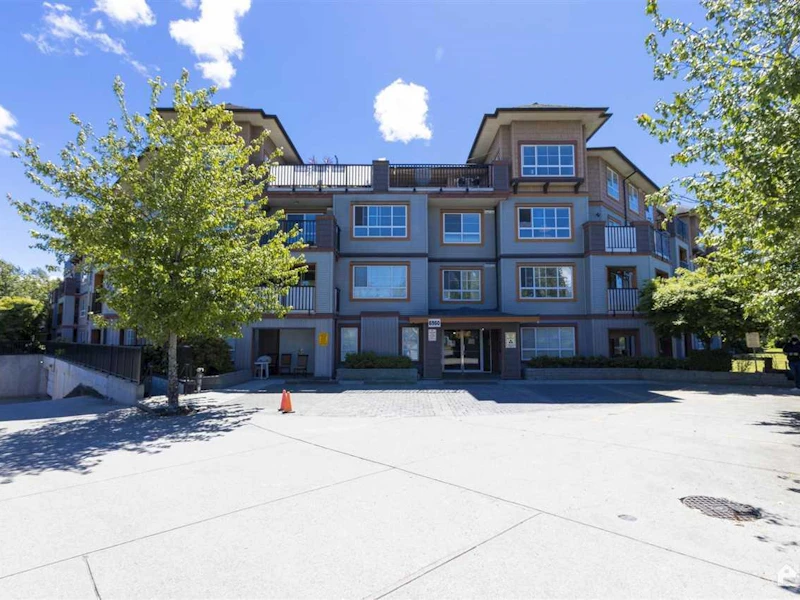 214 - 6960 120th Street, Surrey BC V3W 1V4