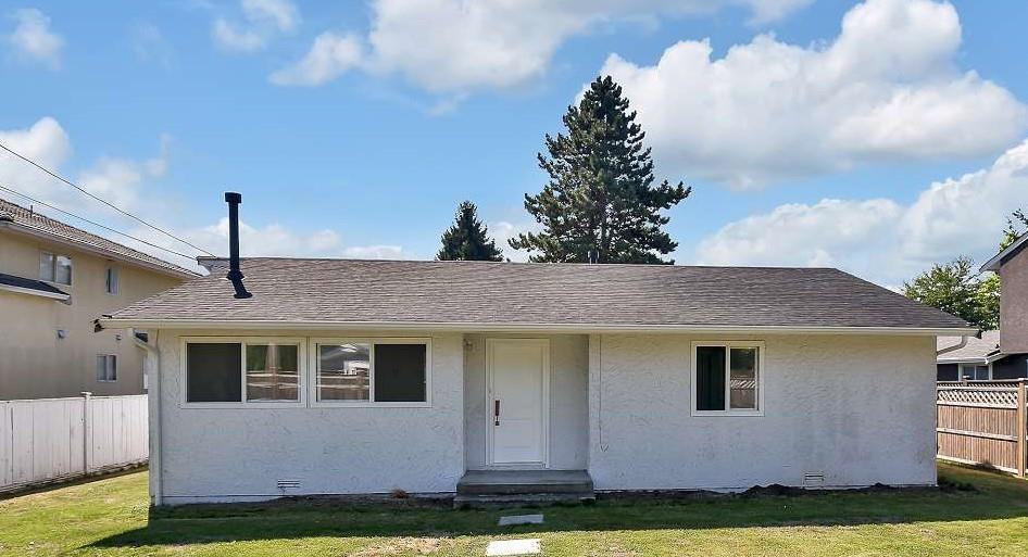 13144 72 Avenue, Surrey, BC, V3W 2N2