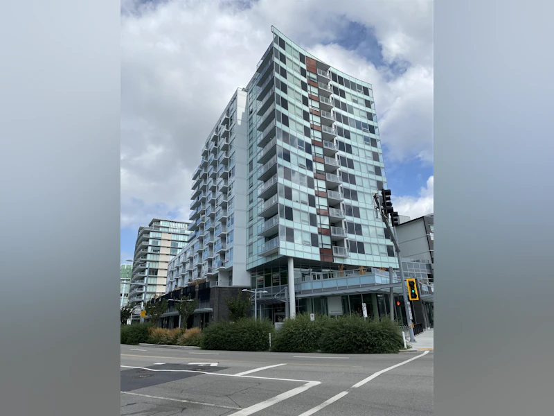 411 - 5508 Hollybridge Way, Richmond BC