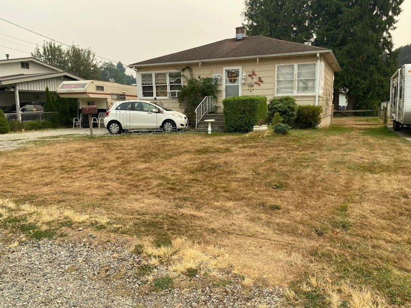 32146 Hillcrest Avenue, Mission BC V2V 1L2
