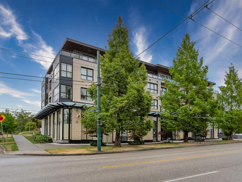 303 - 3028 Arbutus Street, Vancouver BC V6J 3Z2