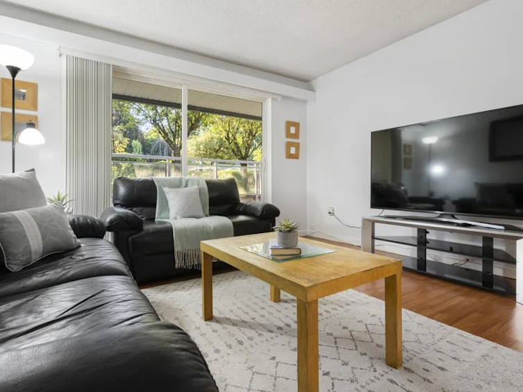 111-550 Royal Avenue, New Westminster, BC, V3L 5H9