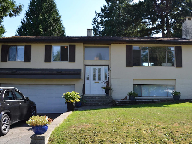 2106 Anita Drive, Port Coquitlam BC V3C 1H3