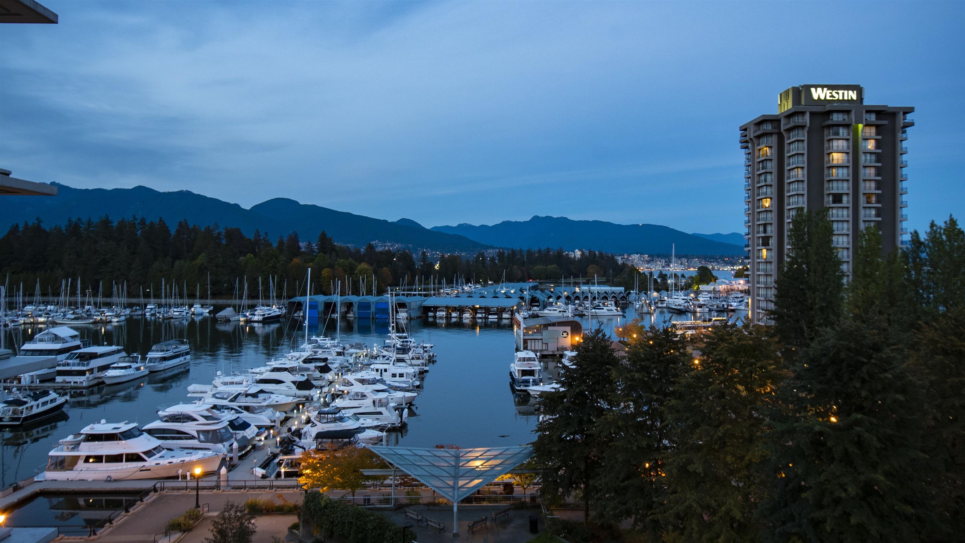 702-1717 Bayshore Drive, Vancouver, BC, V6G 3H3