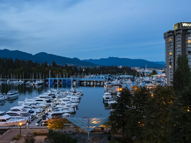 702-1717 Bayshore Drive, Vancouver, BC, V6G 3H3