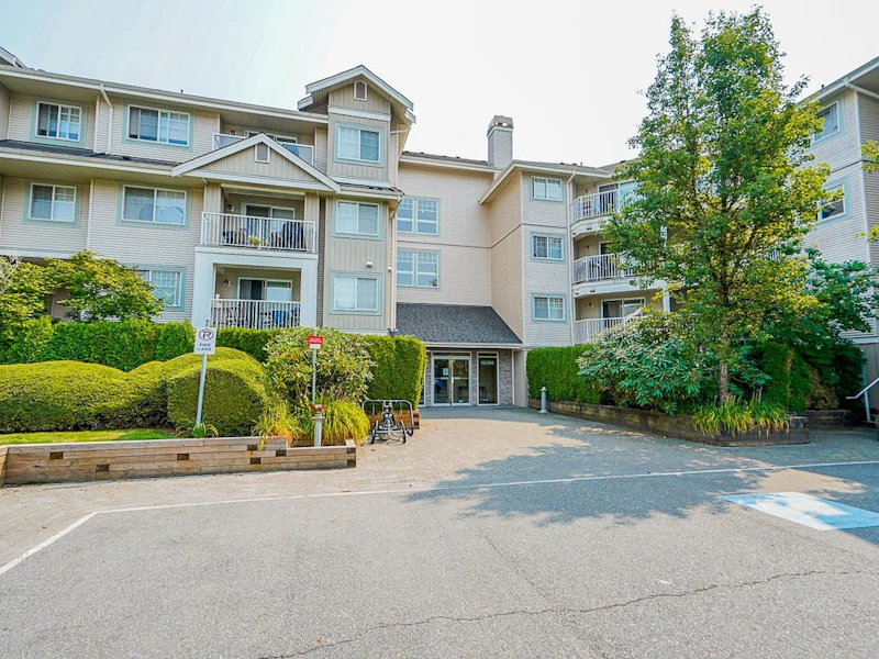 411 - 19388 65th Avenue, Surrey BC V4N 5S1