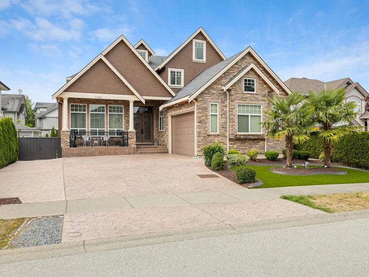 7281 145 Street, Surrey, BC, V3S 9E7