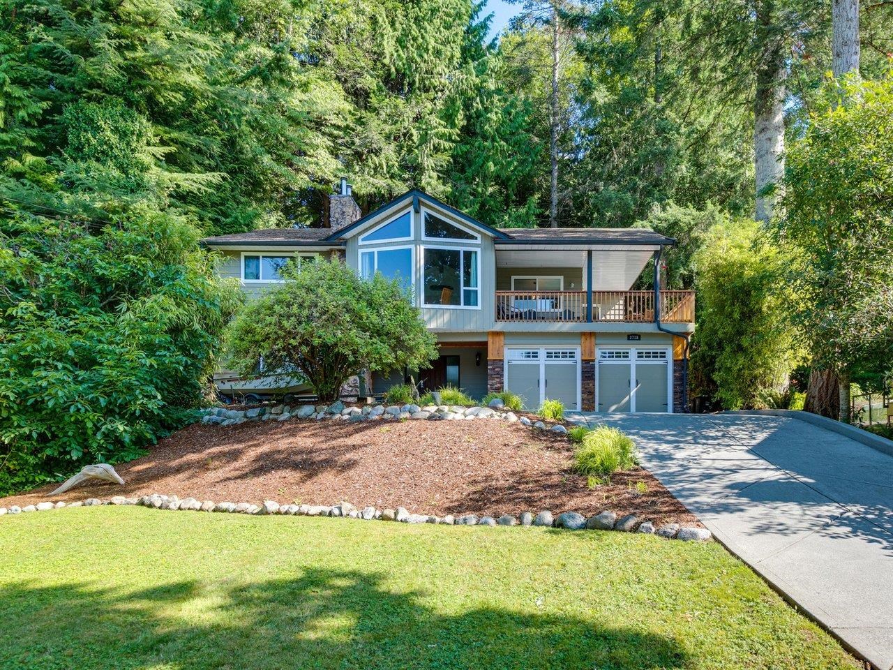 2718 Bayview Street, Surrey, BC, V4A 2Z4