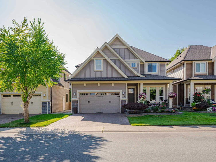 7279 198a Street, Langley, BC, V2Y 1R9