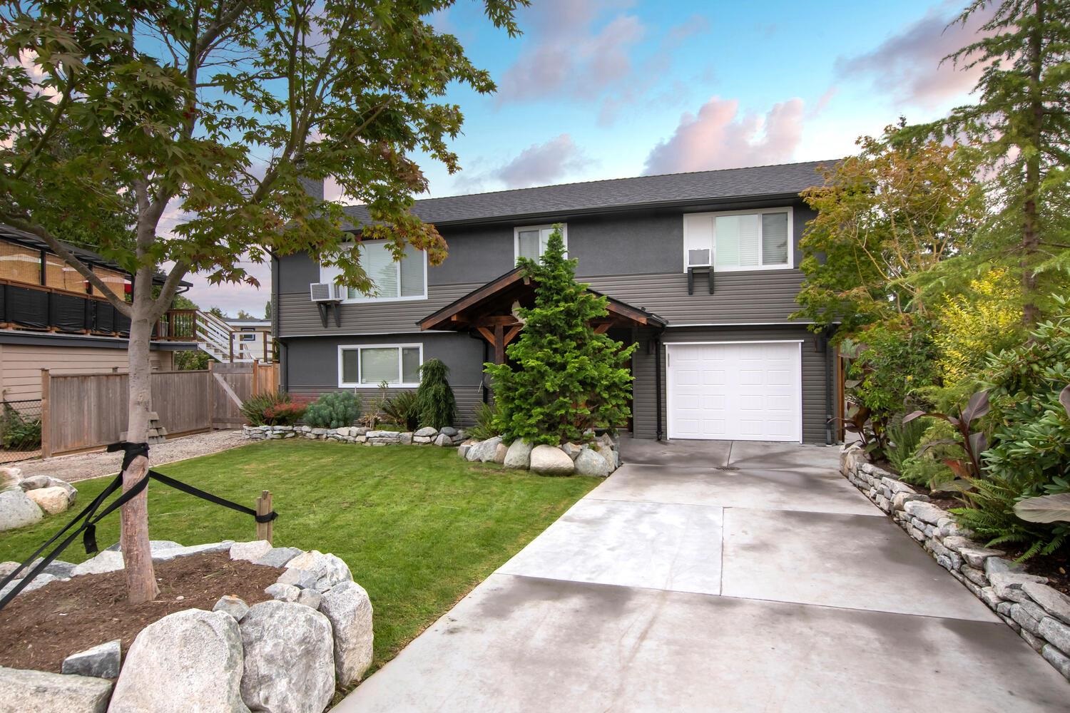 5883 Grove Avenue, Delta, BC, V4K 2B3