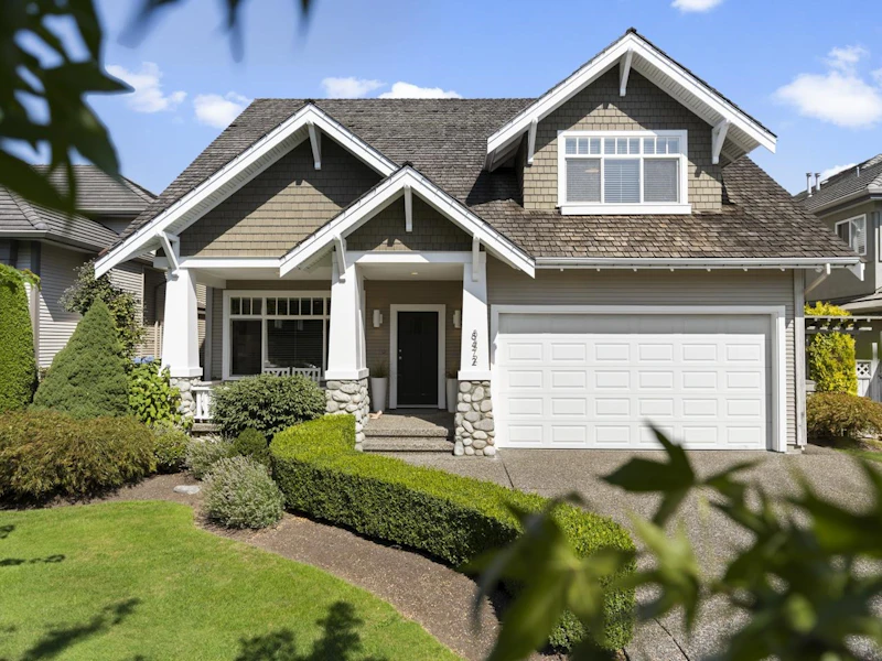 8472 170th Street, Surrey BC V4N 5C4