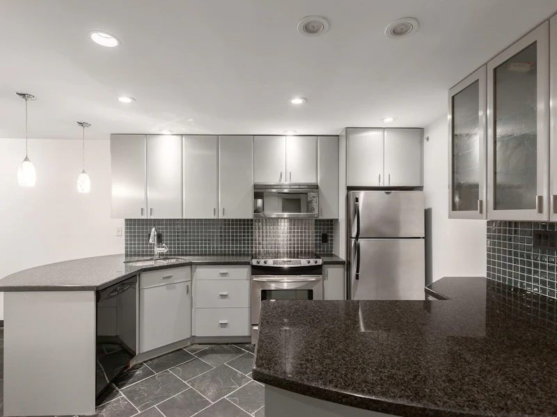 317 - 1500 Pendrell Street, Vancouver BC V6G 3A5