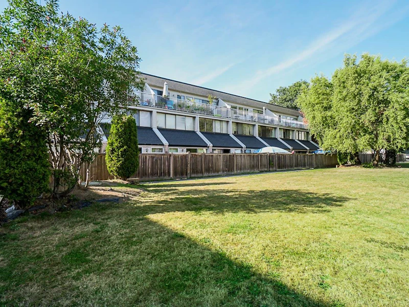 40 - 17706 60th Avenue, Surrey BC V3S 1V2
