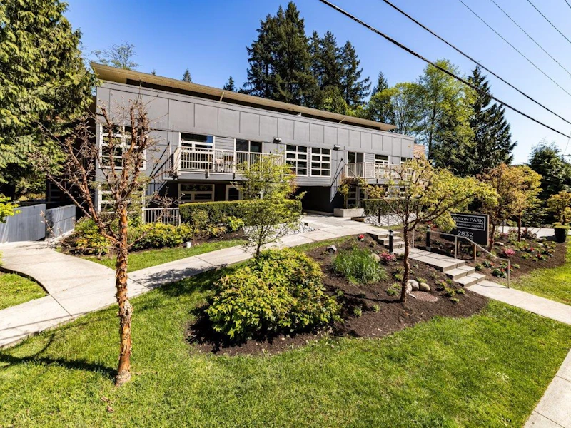 204 - 2832 Capilano Road, North Vancouver BC V7R 4H5