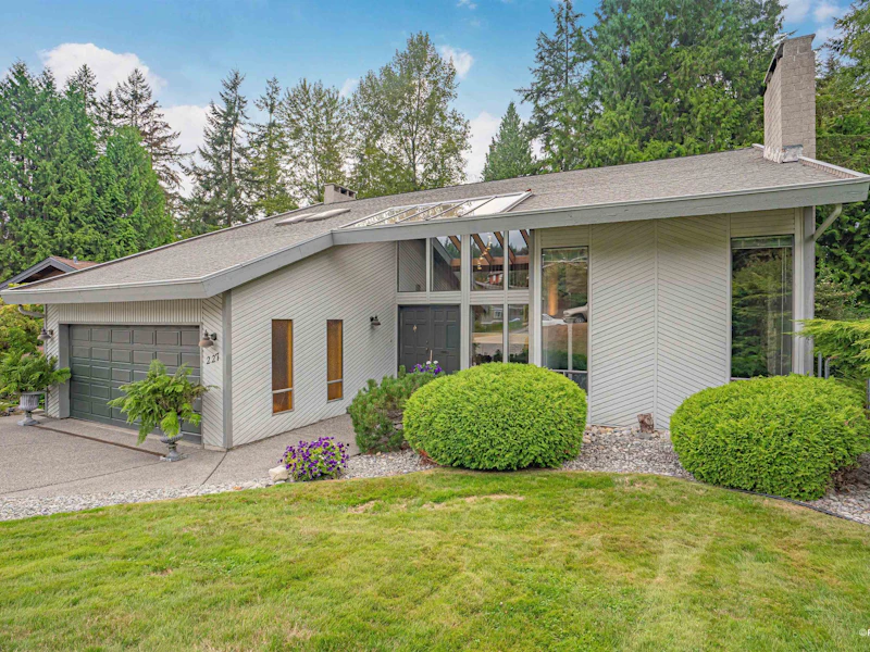227 April Road, Port Moody BC V3H 3V3