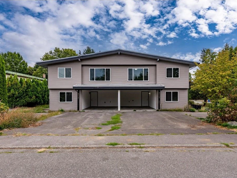 9054 Charles Street, Chilliwack BC V2P 5K6
