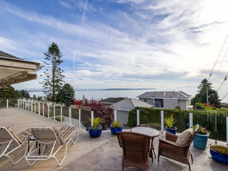 1330 131 Street, Surrey, BC, V4A 4A4