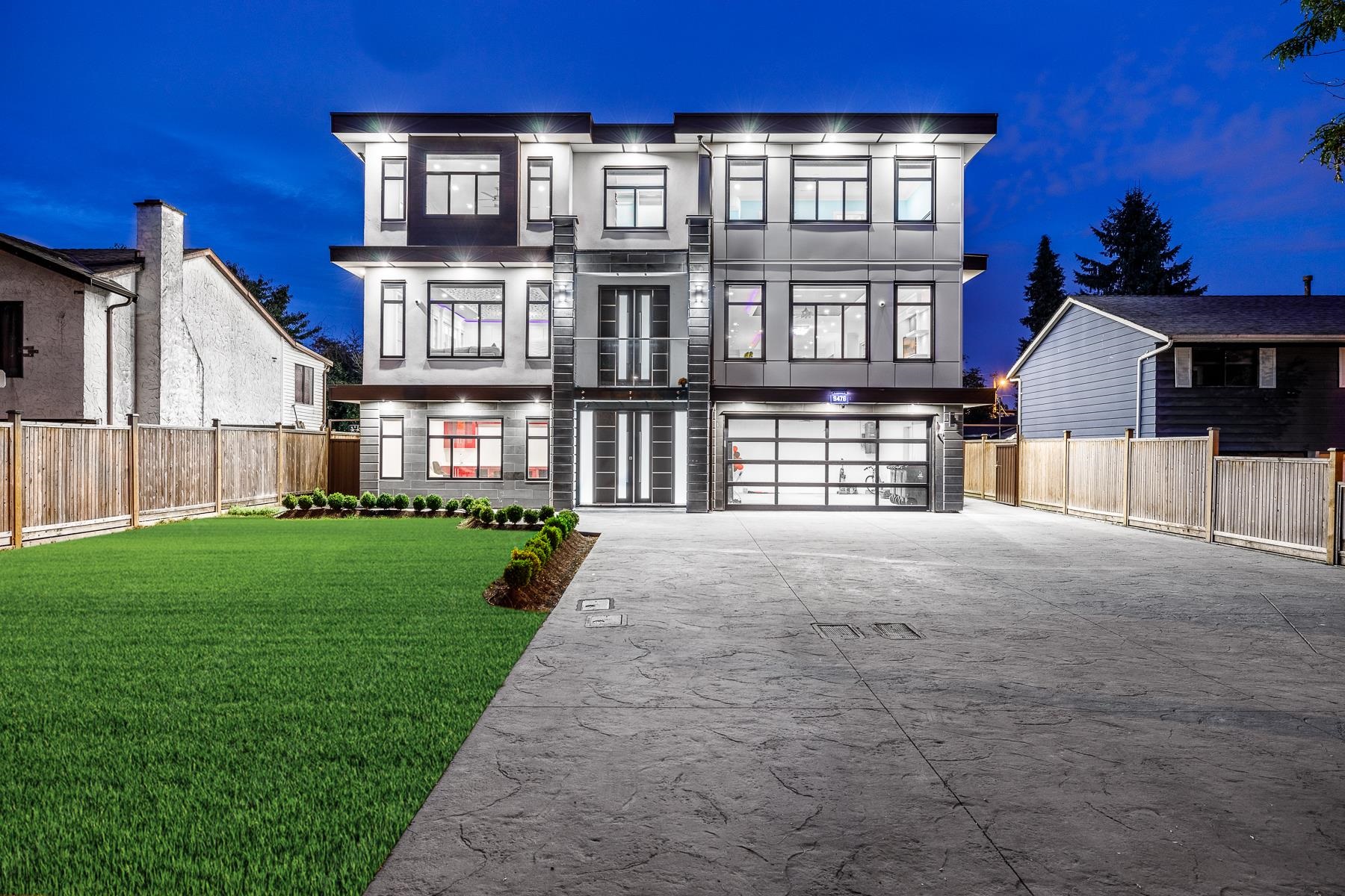 9476 131a Street, Surrey, BC, V3V 6Z5