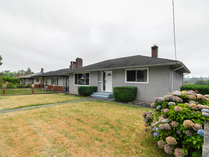 6350 Broadway Place, Burnaby BC V5B 2Y2