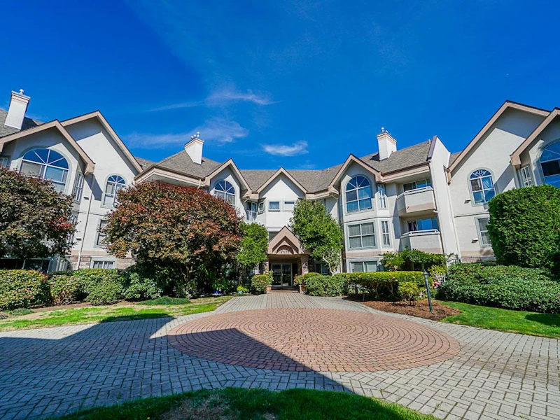 220 - 7171 121st Street, Surrey BC V3W 1G9