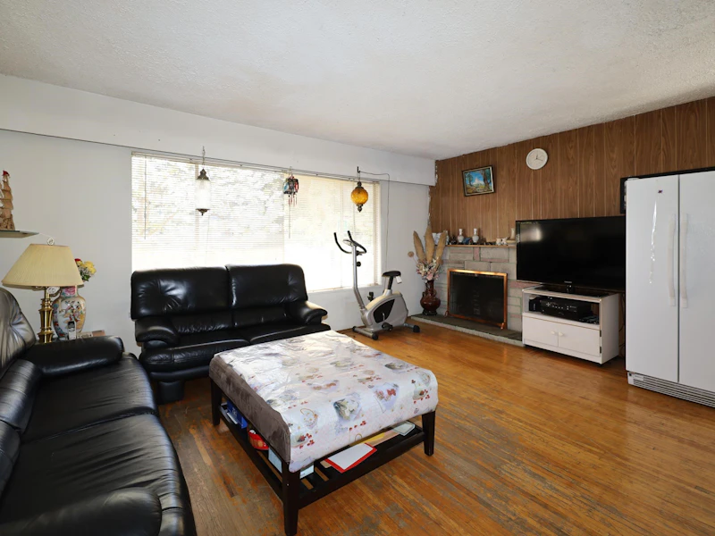 3605 Marshall Street, Vancouver BC V5N 4S2