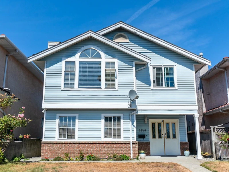 3861 Spruce Street, Burnaby BC V5G 1Y2