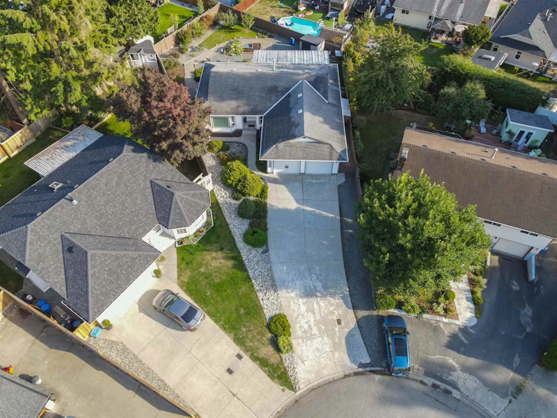 8320 Gale Street, Mission BC V2V 6E8