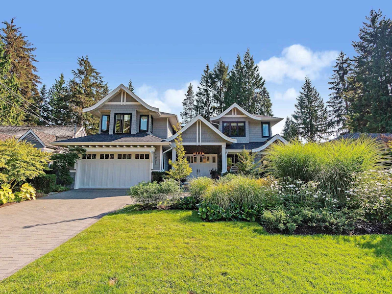 1001 Prospect Avenue, North Vancouver BC V7R 2M5
