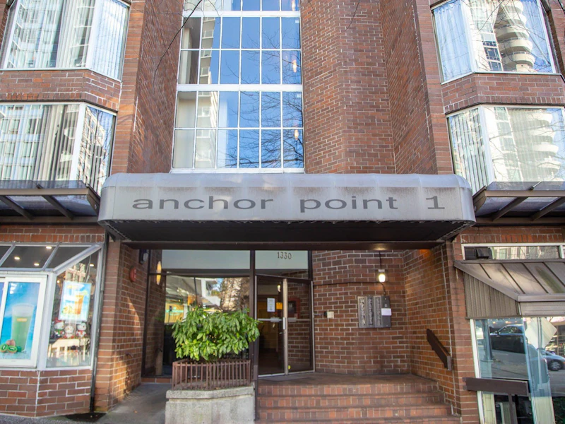 408 - 1330 Burrard Street, Vancouver BC V6Z 2B8
