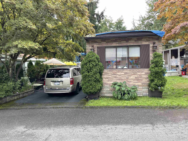 6-6571 King George Boulevard, Surrey, BC, V3W 4Z4