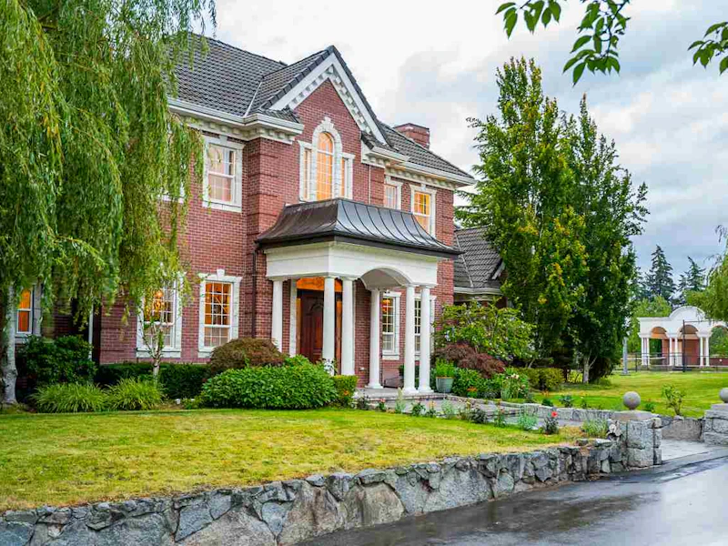 19085 40th Avenue, Surrey BC V3Z 1A8