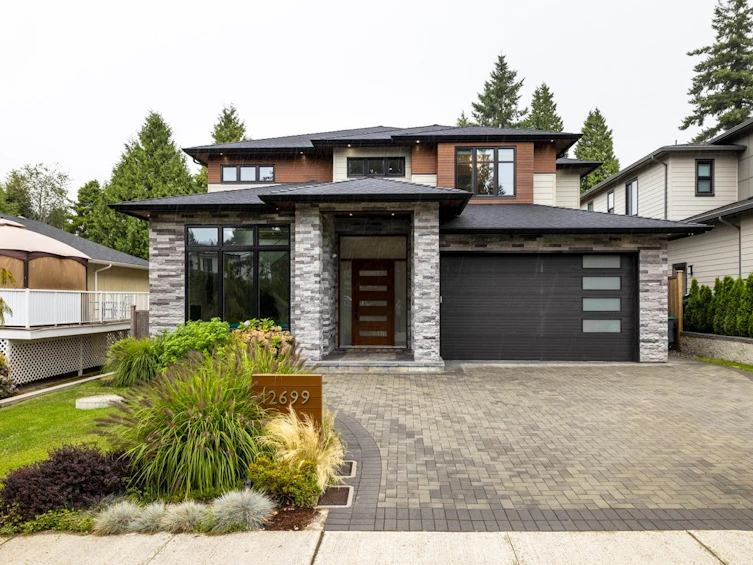 12699 25 Avenue, Surrey, BC, V4A 2K5