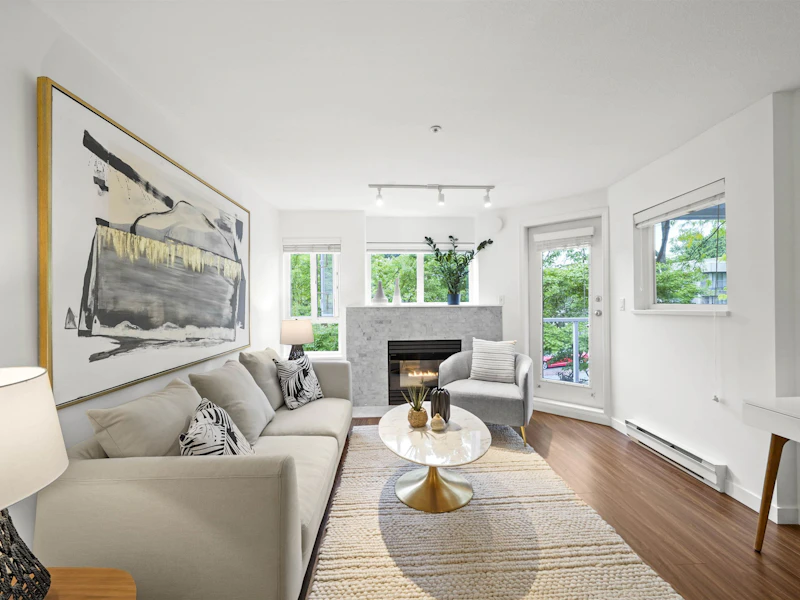 308 - 1738 Frances Street, Vancouver BC V5L 1Z6