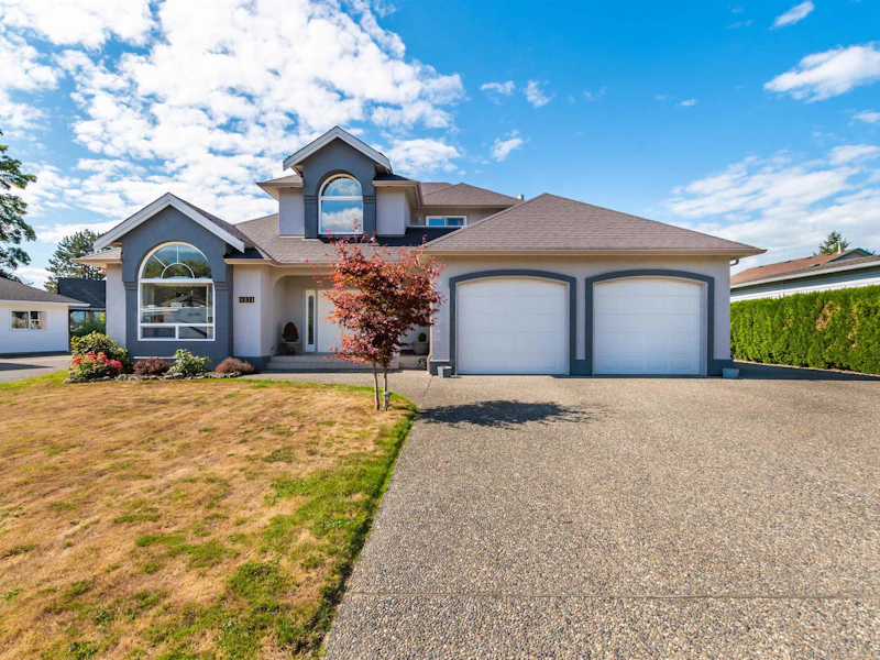 6974 Beechwood Place, Agassiz BC V0M 1A3